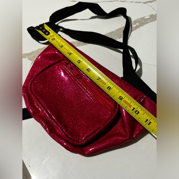 Fanny Pack Shiny Color Design Sparkle Pink Waist Bag For Women Men Kids - Picture 5 of 6